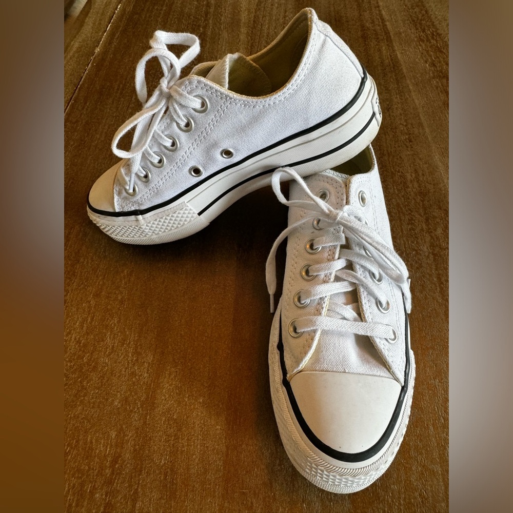 Women’s Converse platform sneakers